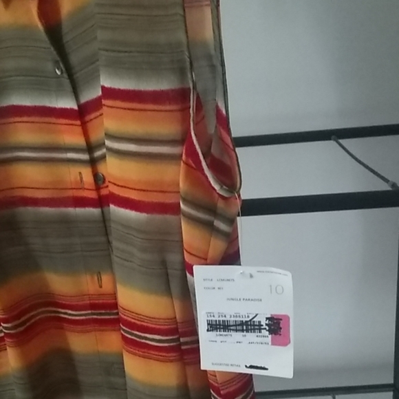 Luz Claiborne shirt - Picture 3 of 3